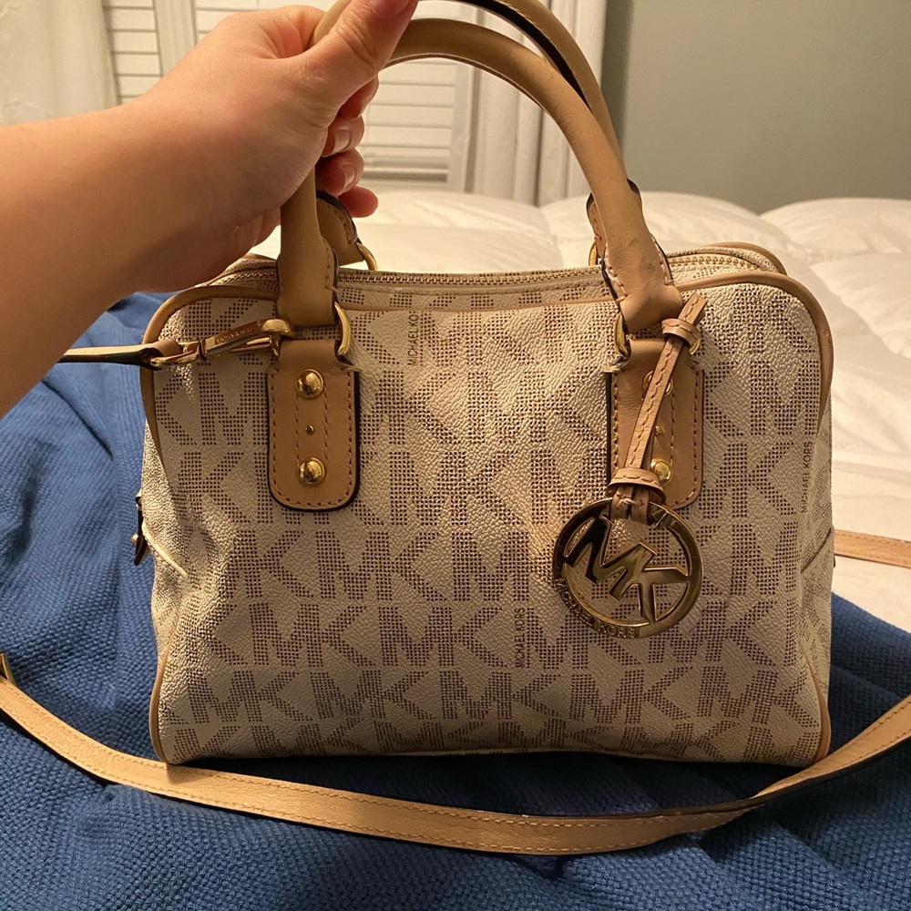 Michael Kors purse